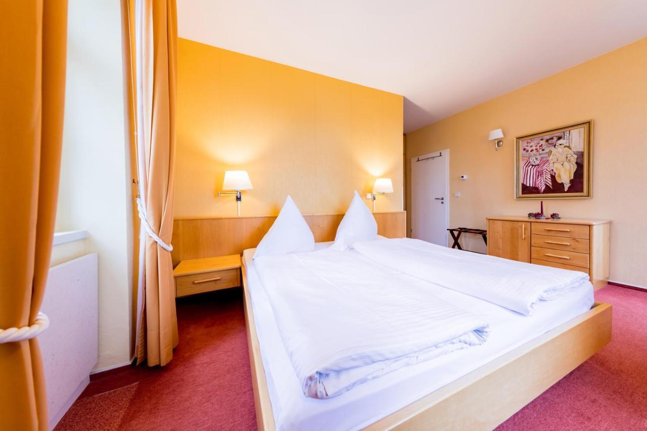 Schlosshotel Eyba Bad Blankenburg Kültér fotó